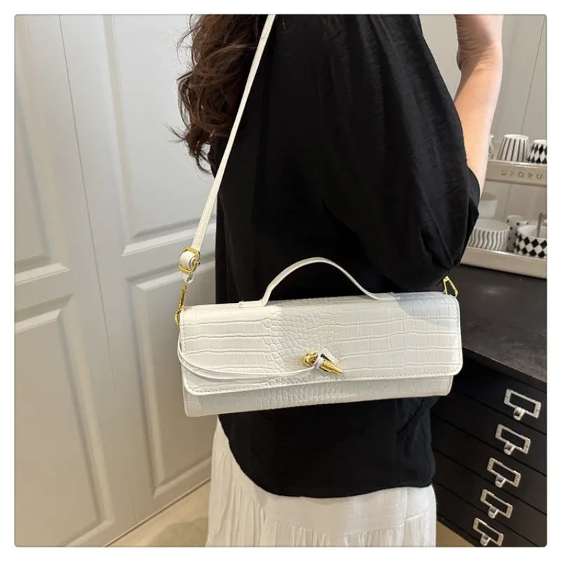 Woven Handbag, 2025 New Soft Leather Evening Bag, Fashionable and Versatile Horizontal Carrying Crossbody Bag.2026