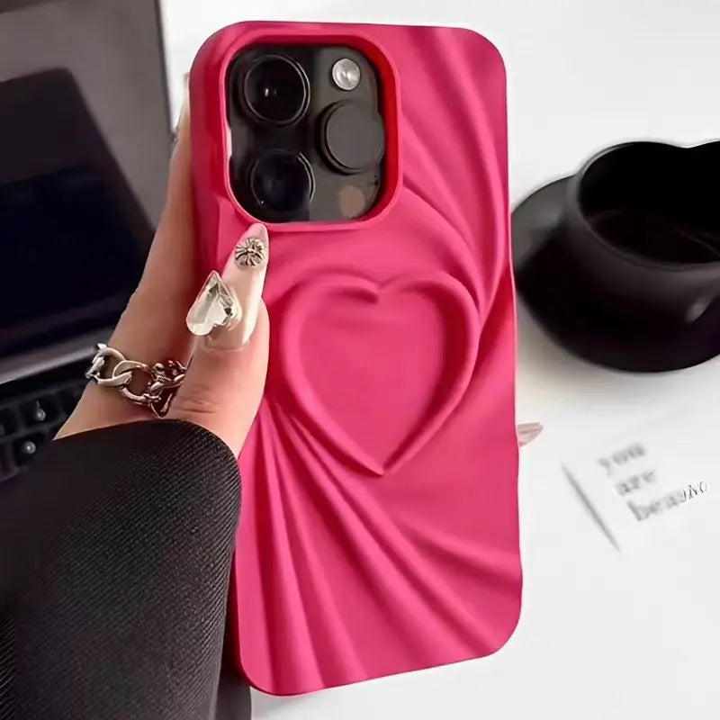 Fashion Fold Wrinkle 3D Love Heart Phone Case For iPhone 13 14 15 Pro Max 16 Plus 11 12 17 ProMax Soft Matte Silicone Full Cover 2026 Modern and Exclusive
