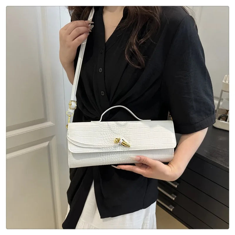 Woven Handbag, 2025 New Soft Leather Evening Bag, Fashionable and Versatile Horizontal Carrying Crossbody Bag.2026