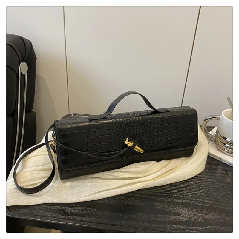 Woven Handbag, 2025 New Soft Leather Evening Bag, Fashionable and Versatile Horizontal Carrying Crossbody Bag.2026