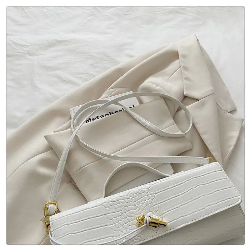 Woven Handbag, 2025 New Soft Leather Evening Bag, Fashionable and Versatile Horizontal Carrying Crossbody Bag.2026