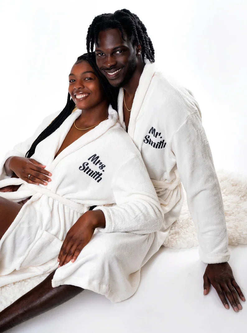 Matching King and Queen Plush Bathrobes Mr and Mrs Cozy Terry Robes for Couple Customized Gift for Him Wedding Honeymoon Robe. Bata de Baño para Pareja. Estilo Moderno 2026