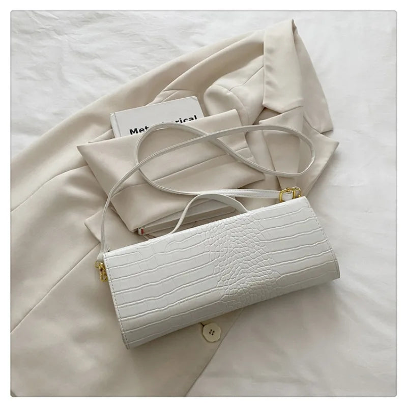 Woven Handbag, 2025 New Soft Leather Evening Bag, Fashionable and Versatile Horizontal Carrying Crossbody Bag.2026