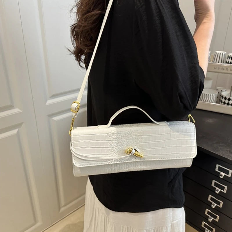 Woven Handbag, 2025 New Soft Leather Evening Bag, Fashionable and Versatile Horizontal Carrying Crossbody Bag.2026