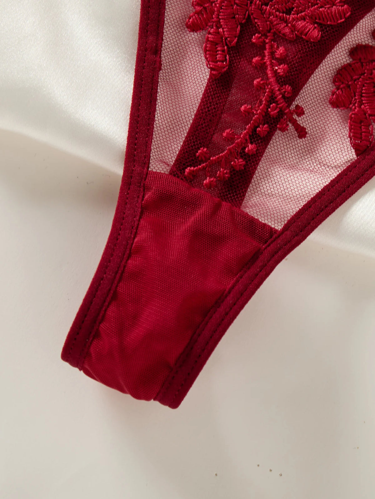 Wine Red Ladies' countryside style wheat ear embroidery semi transparent nightgown, elegant and comfortable.2026