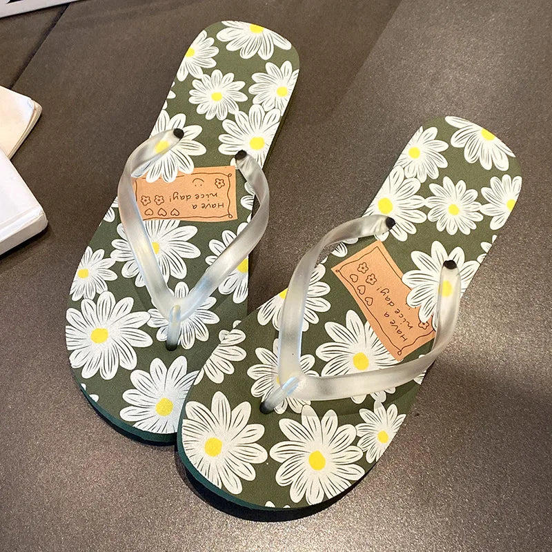 Women's Flip Flops 2025 New Summer Thick Bottom Clip Toe Fashion Beach Slippers Cool Slippers for Women 2026