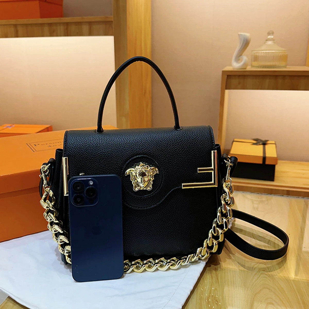 Chic Luxe Medusa-Inspired Handbag Leather-Texture PU Large Capacity Flap Magnetic Chain Adjustable Strap Crossbody Bag for Daily 2026