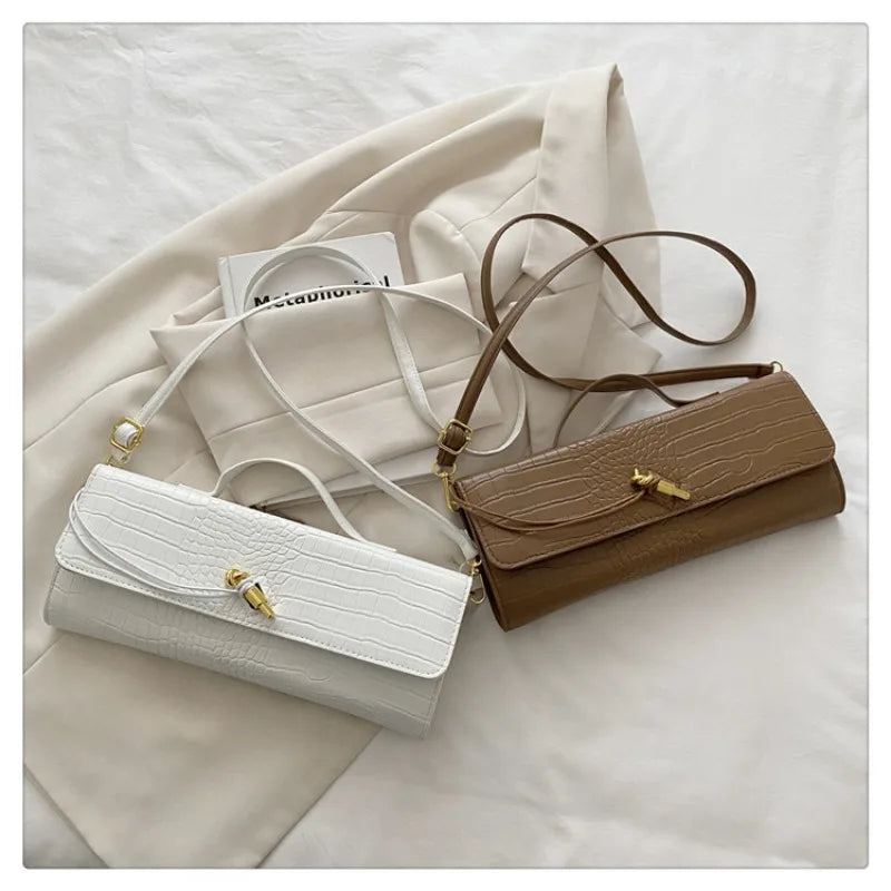 Woven Handbag, 2025 New Soft Leather Evening Bag, Fashionable and Versatile Horizontal Carrying Crossbody Bag.2026