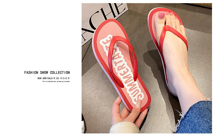Women's Flip Flops 2025 New Summer Thick Bottom Clip Toe Fashion Beach Slippers Cool Slippers for Women 2026